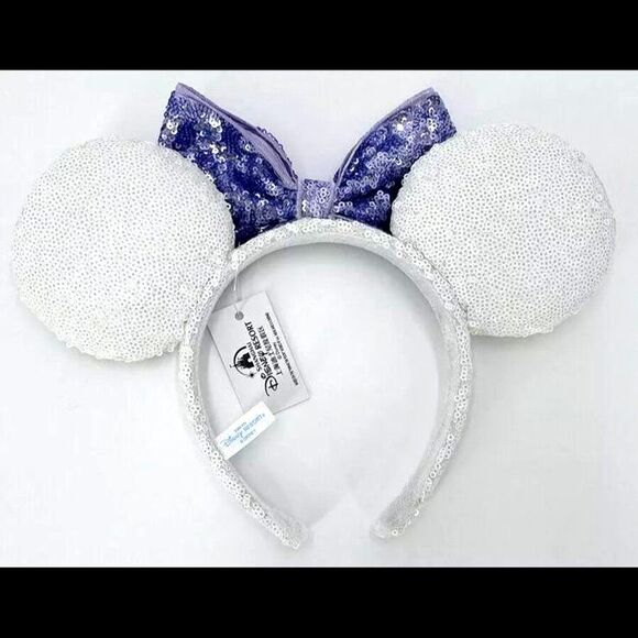 Disney Parks Minnie Ears NWT Purple Heart Sequin Bow Headband